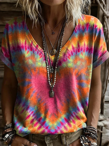 Women's Retro Colorful Heart Tie-dye Art Print Casual Short-sleeve V-neck T-shirt