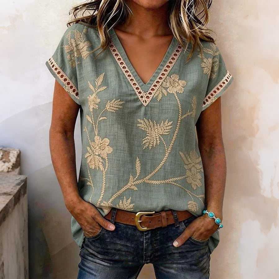 Women's Casual Lace-trimmed Flowers Printed T-shirt